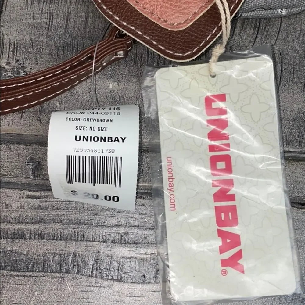 Unionbay Elephant Wristlet Clutch NWT